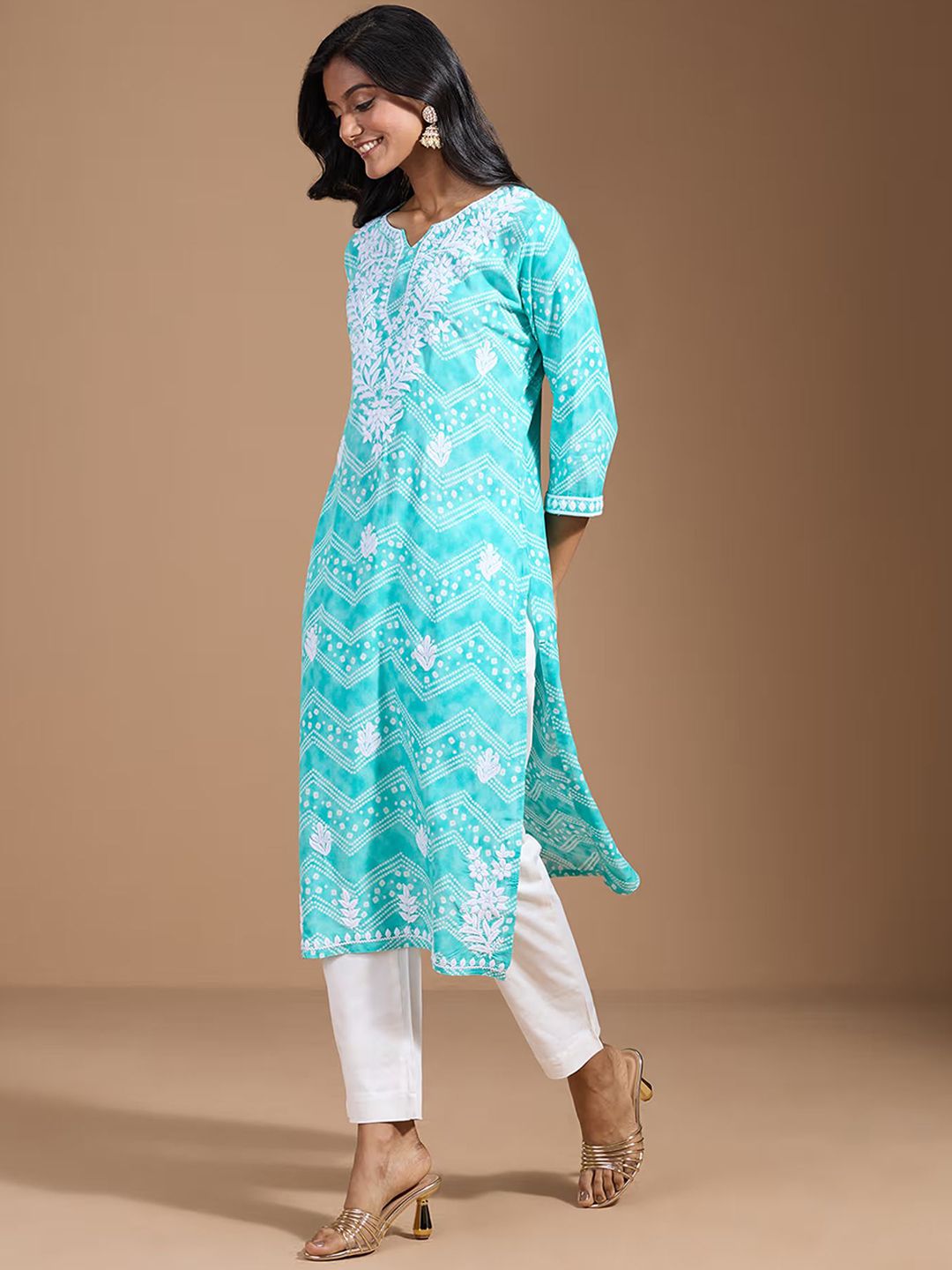 Dhiyona OD  Women Ethnic Motifs Embroidered Chikankari Kurta