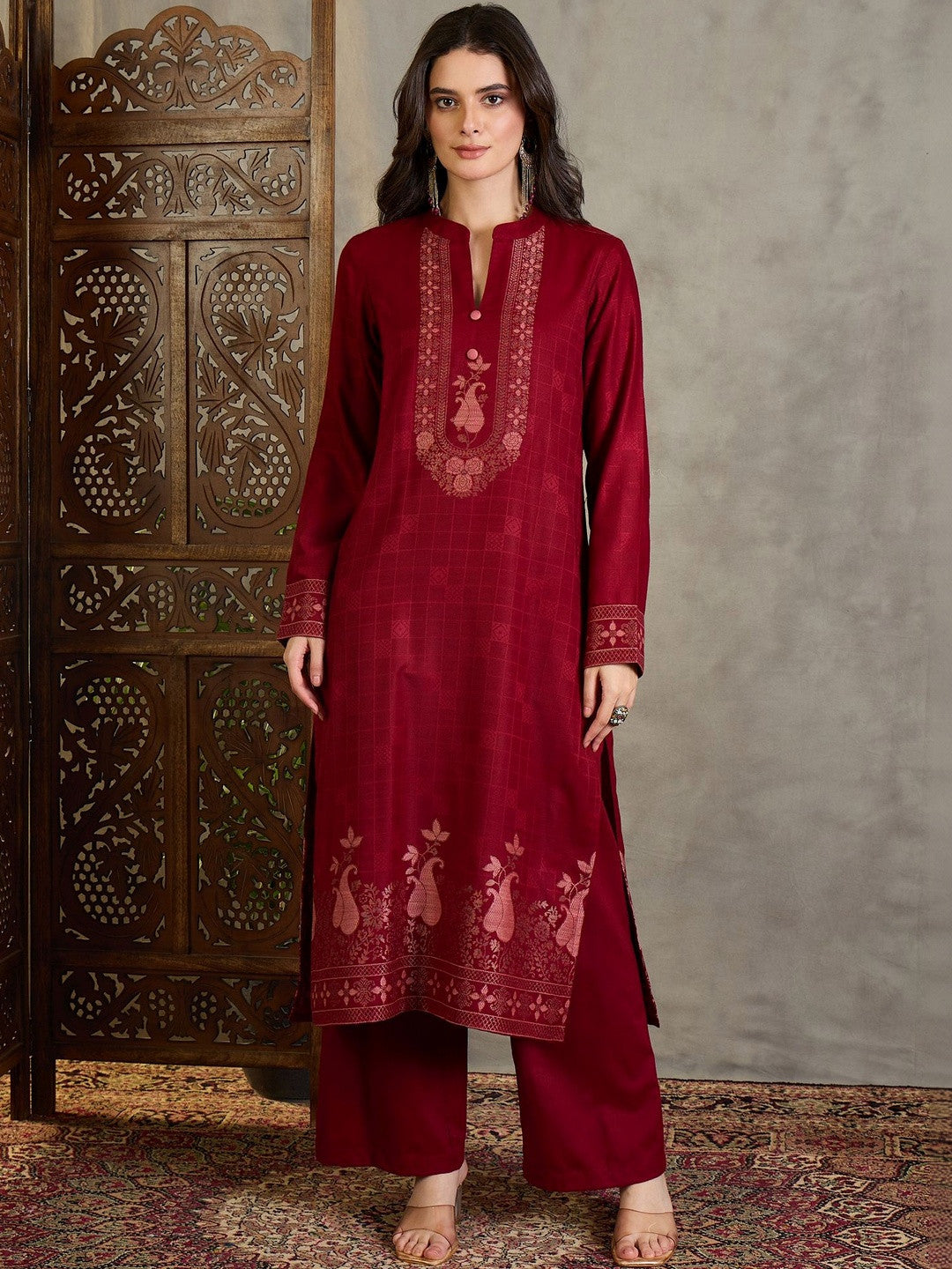 Winter Ethnic Women Maroon & Peach Jacquard Straight Kurta with Trousers & Dupatta