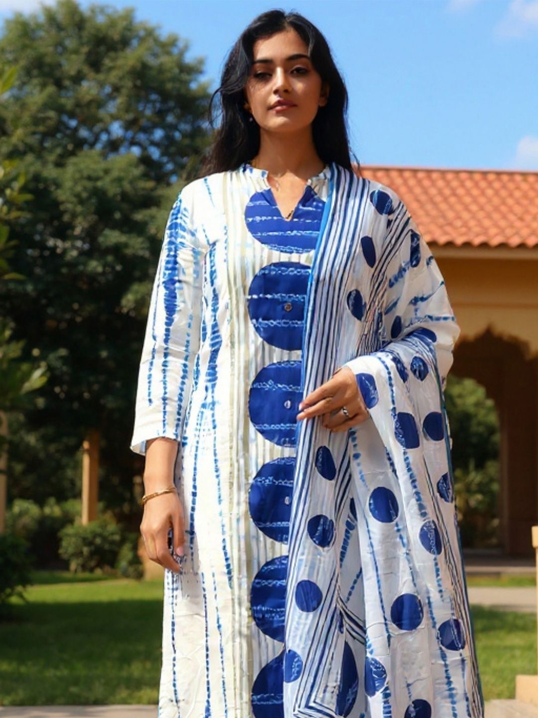 Dhiyona IE Women Geometric Printed Cotton Kurta with Trousers & Dupatta