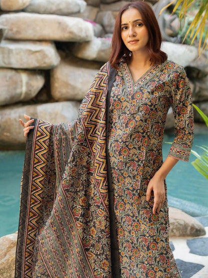 Dhiyona KL Women Black Pure Cotton Kurta Sets