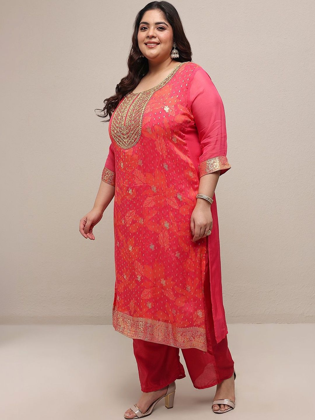 Dhiyona Women's Plus Size Floral Printed Regular Kurta with Palazzos & With Dupatta