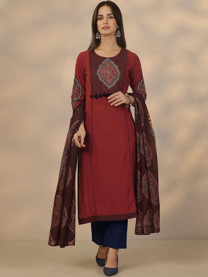 Women Ethnic Motifs Printed Regular Kurta with Trousers & With Dupatta