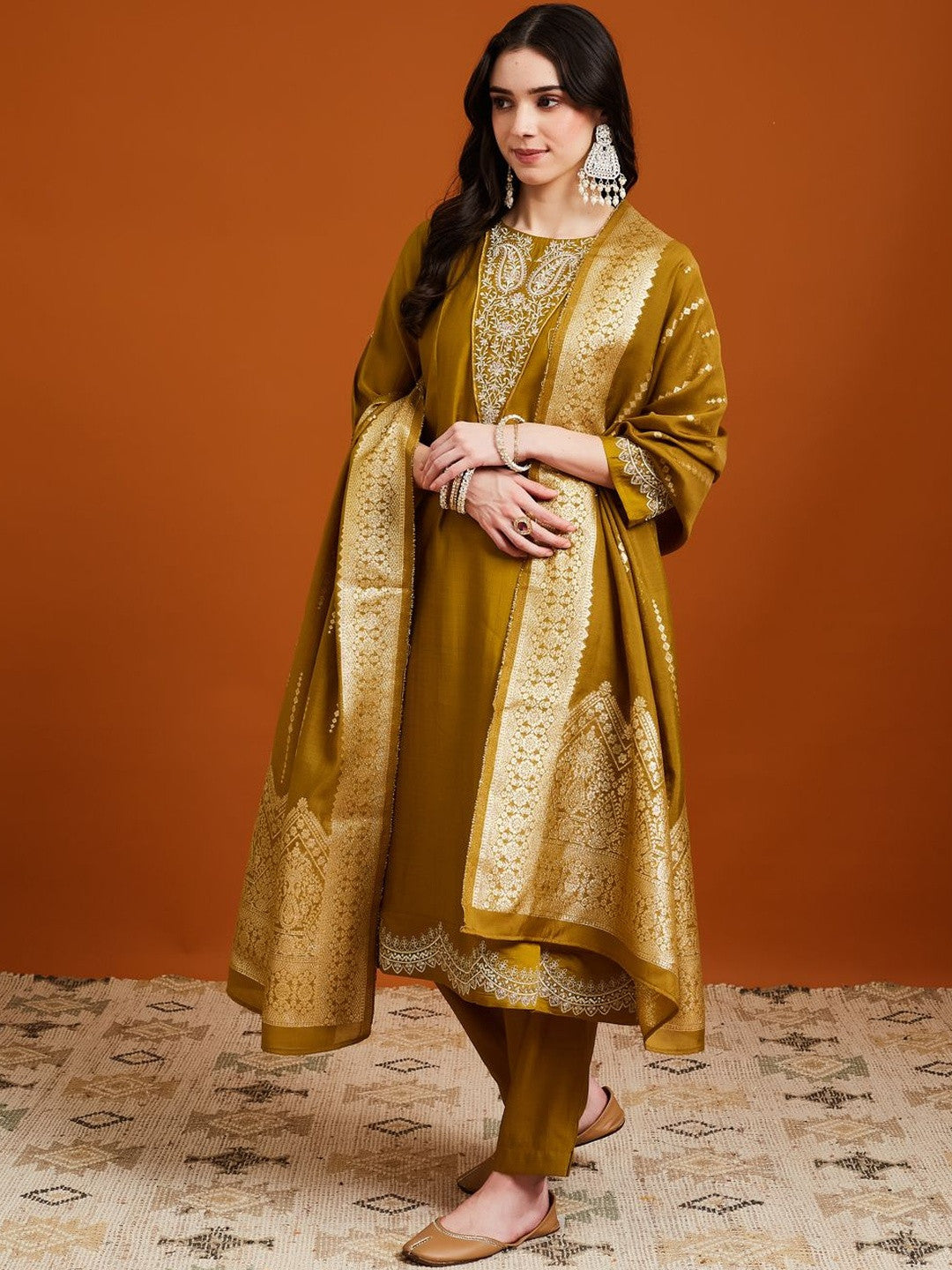 Embroidered Round Neck Kurta & Trousers With Dupatta