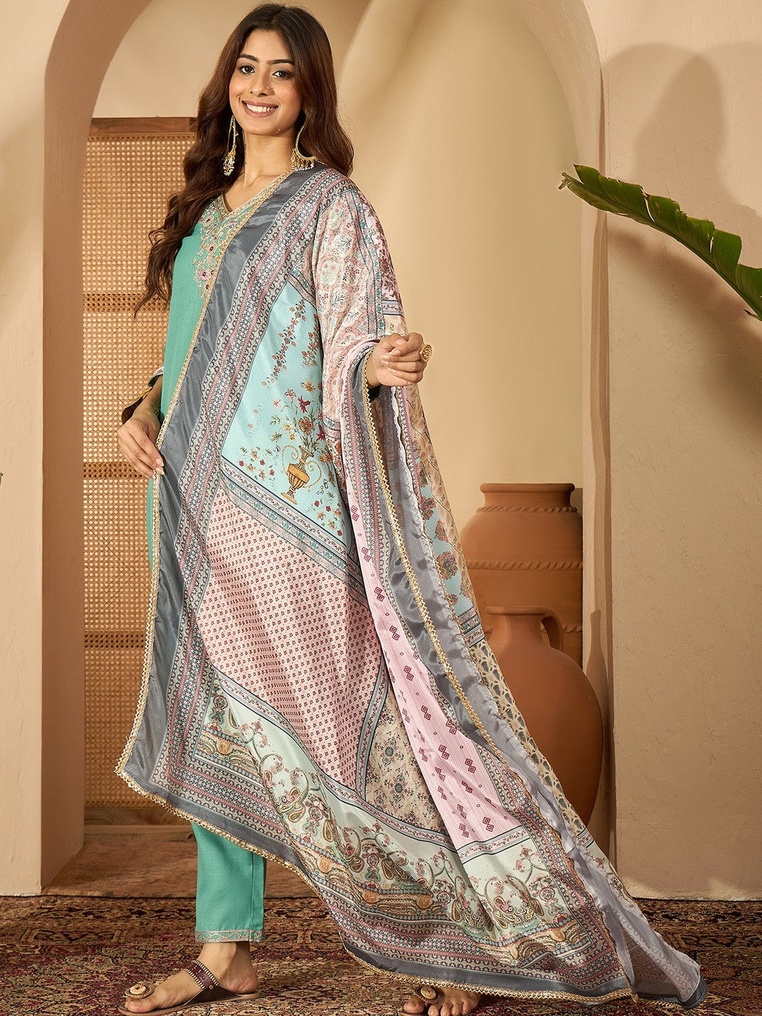 Women Silk Blend Embroidered Kurta Sets With Dupatta