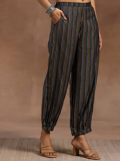 Women Floral Printed Empire Kurta with Trousers & With Dupatta