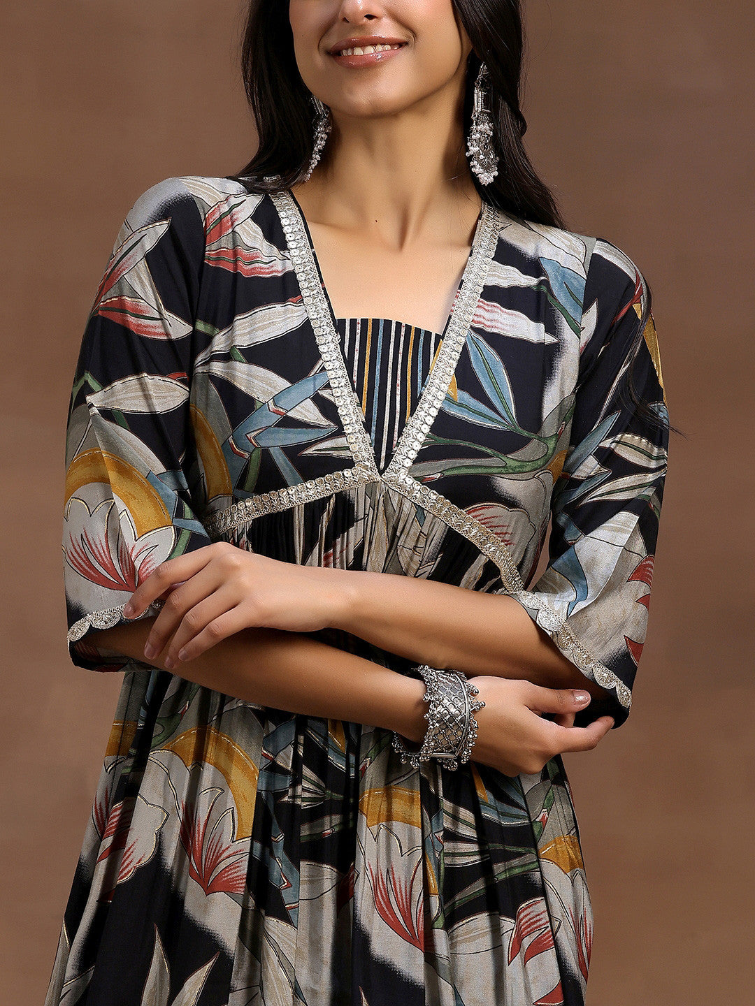 Women Floral Printed Empire Kurta with Trousers & With Dupatta