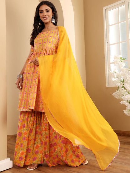 Dhiyona HOP Women Floral Printed Kurta with Sharara & Dupatta