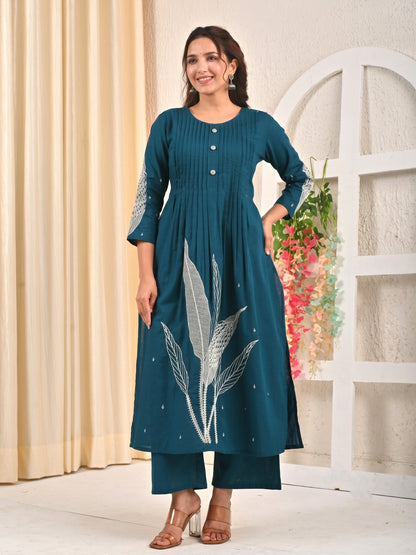 Sarvari Teal Emroidered Kurta Pant Set