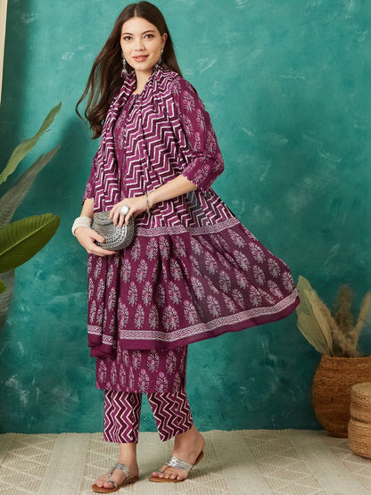 Printed Cotton Round Neck Kurta & Trousers With Dupatta