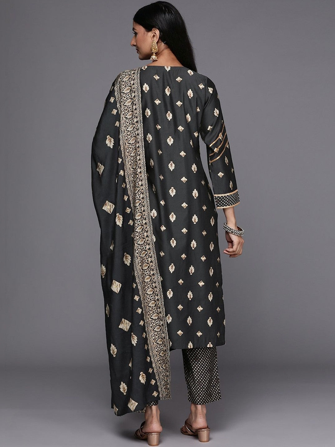 Women Ethnic Motifs Printed Regular Gotta Patti Kurta with Trousers & With Dupatta