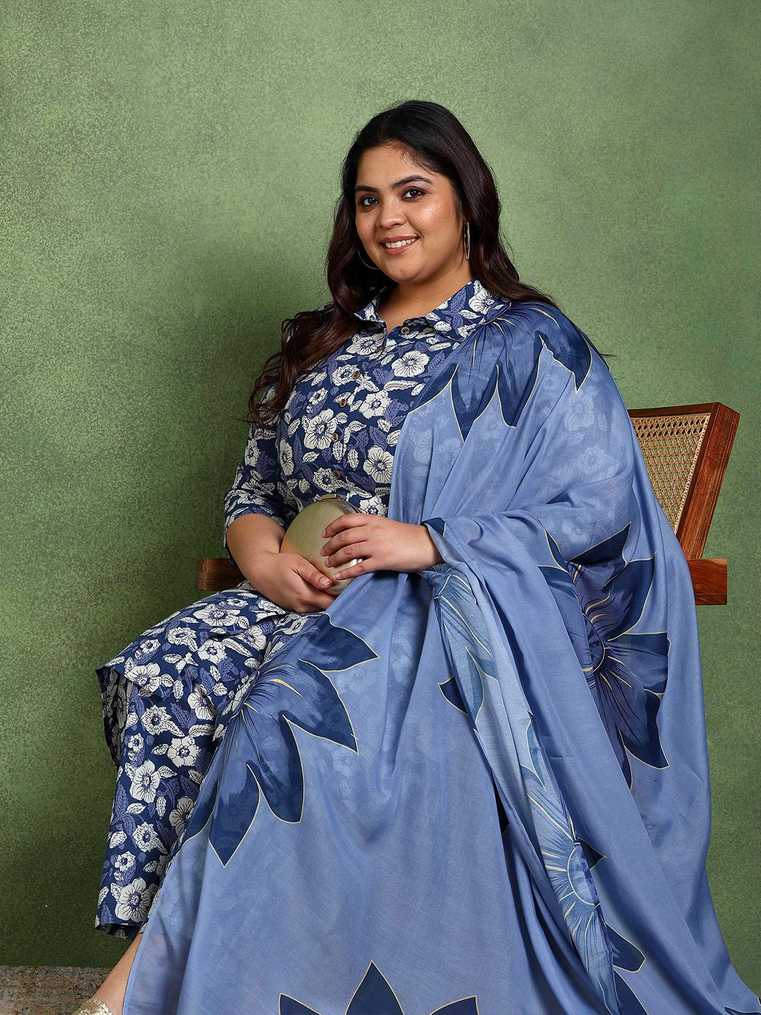Dhiyona KL Women Floral Printed Regular Pure Cotton Kurta with Palazzos & With Dupatta