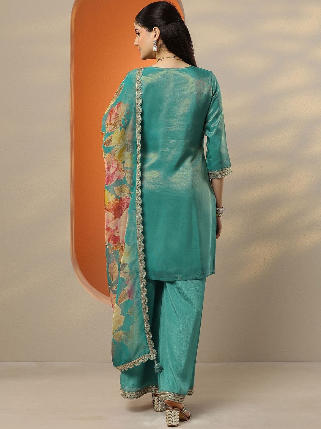 Dhiyona LL Women Floral Embroidered Regular Thread Work Kurta with Palazzos & With Dupatta