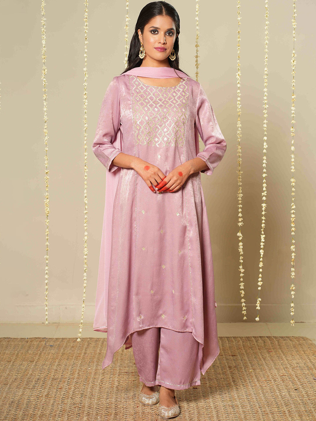 Dhiyona SN Women Velvet Ethnic Kurta Set