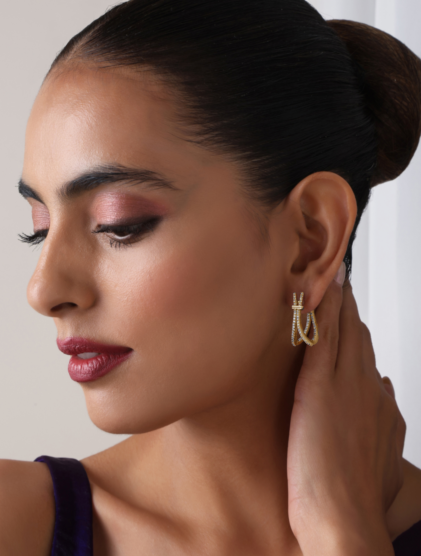 Dhiyona ST Gold Color American Diamond 2 Line Earring