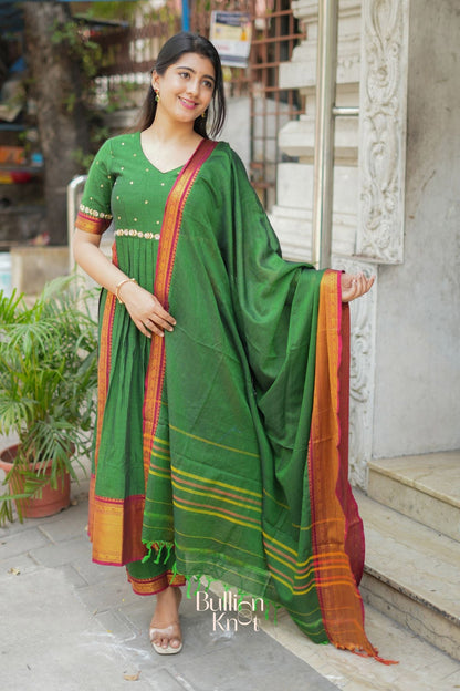 Dhiyona BN Gunjan Handloom Kurta Set (Dress) in Green