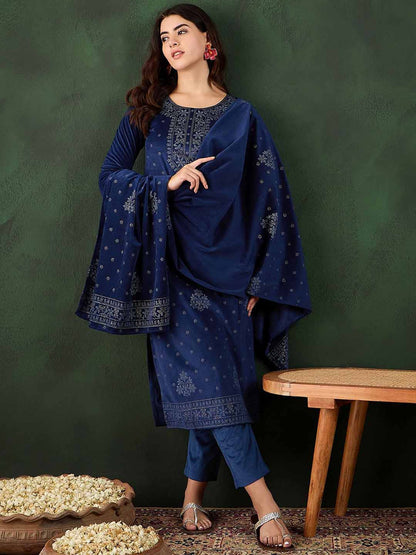 Floral Printed Winter Velvet Straight Kurta & Trouser With Dupatta