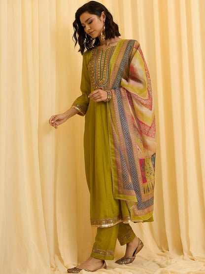 Dhiyona CH Women Ethnic Motifs Embroidered Kurta with Trousers & Dupatta