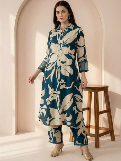 Women Floral Printed Regular Kurta with Trousers