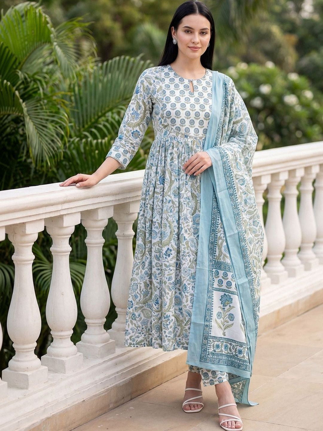 Women Floral Printed Empire Pure Cotton Kurta with Trousers & With Dupatta