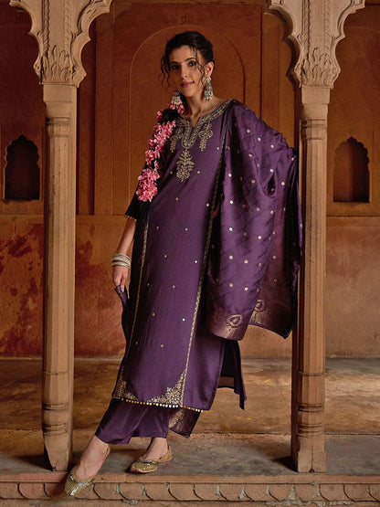 Dhiyona CH Women Floral Embroidered Kurta with Trousers & Dupatta