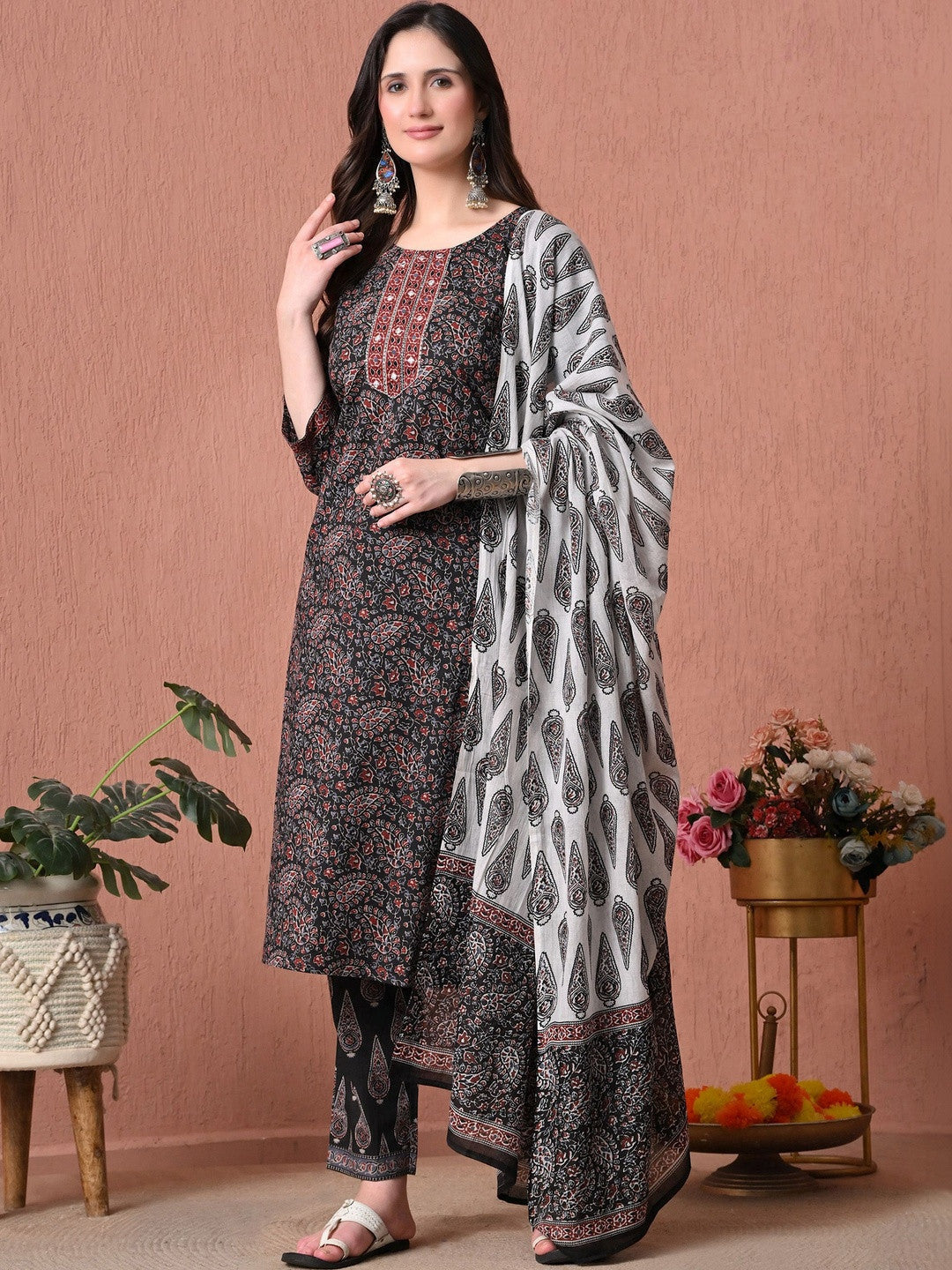 Women Ethnic Motifs Printed Regular Thread Work Pure Cotton Kurta with Trousers & With Dupatta