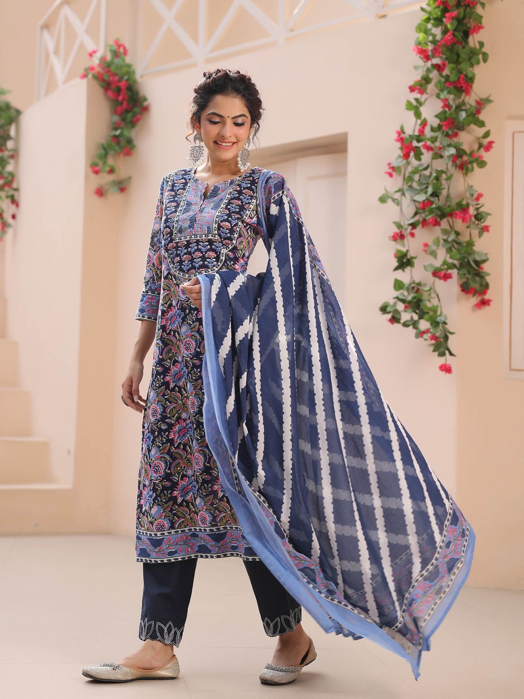 Dhiyona RR Women's Floral Printed Regular Pure Cotton Kurta with Trousers & With Dupatta