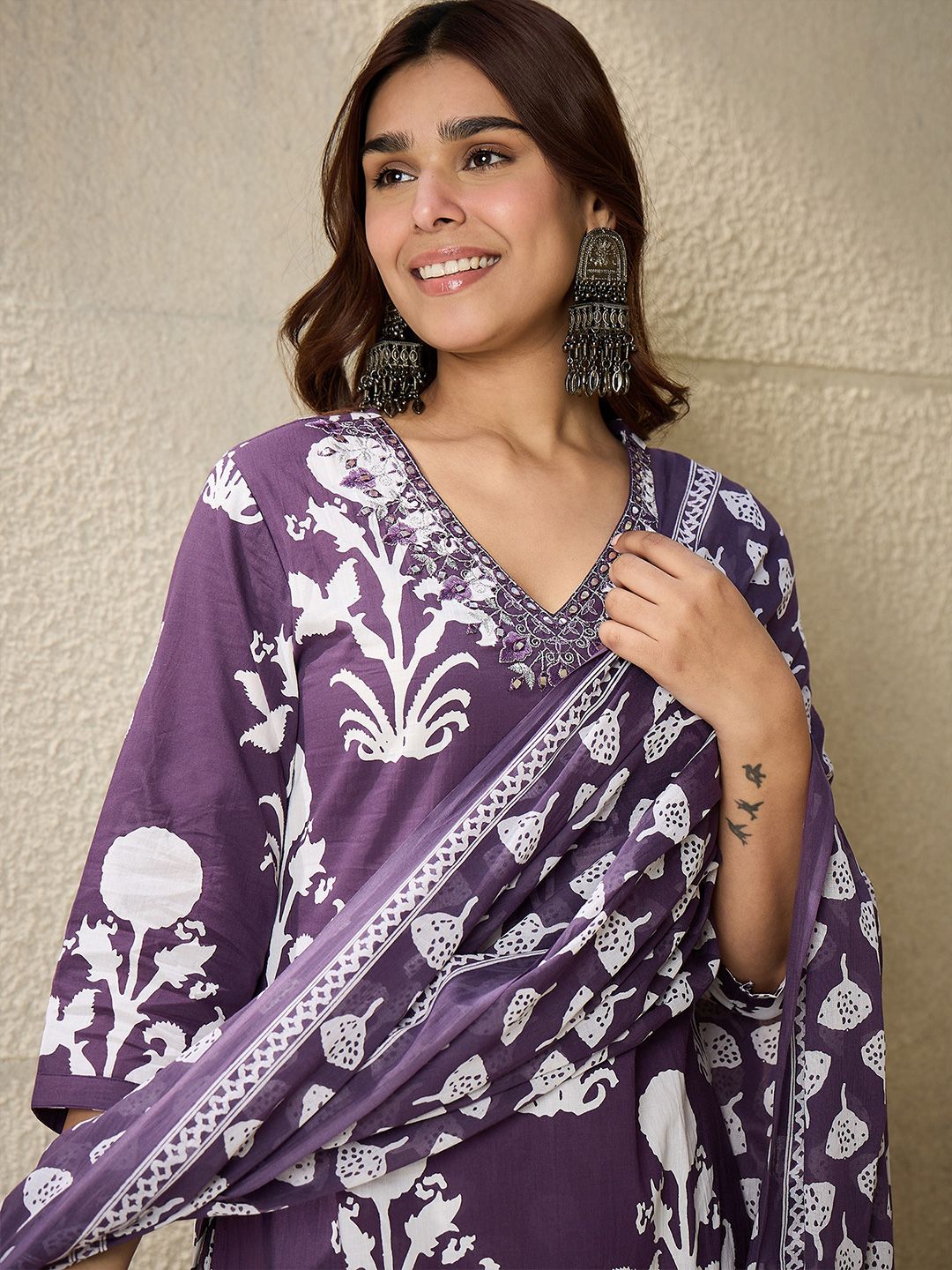 Dhiyona IE Women Ethnic Motifs Printed Mirror Work Pure Cotton Kurta with Trousers & Dupatta
