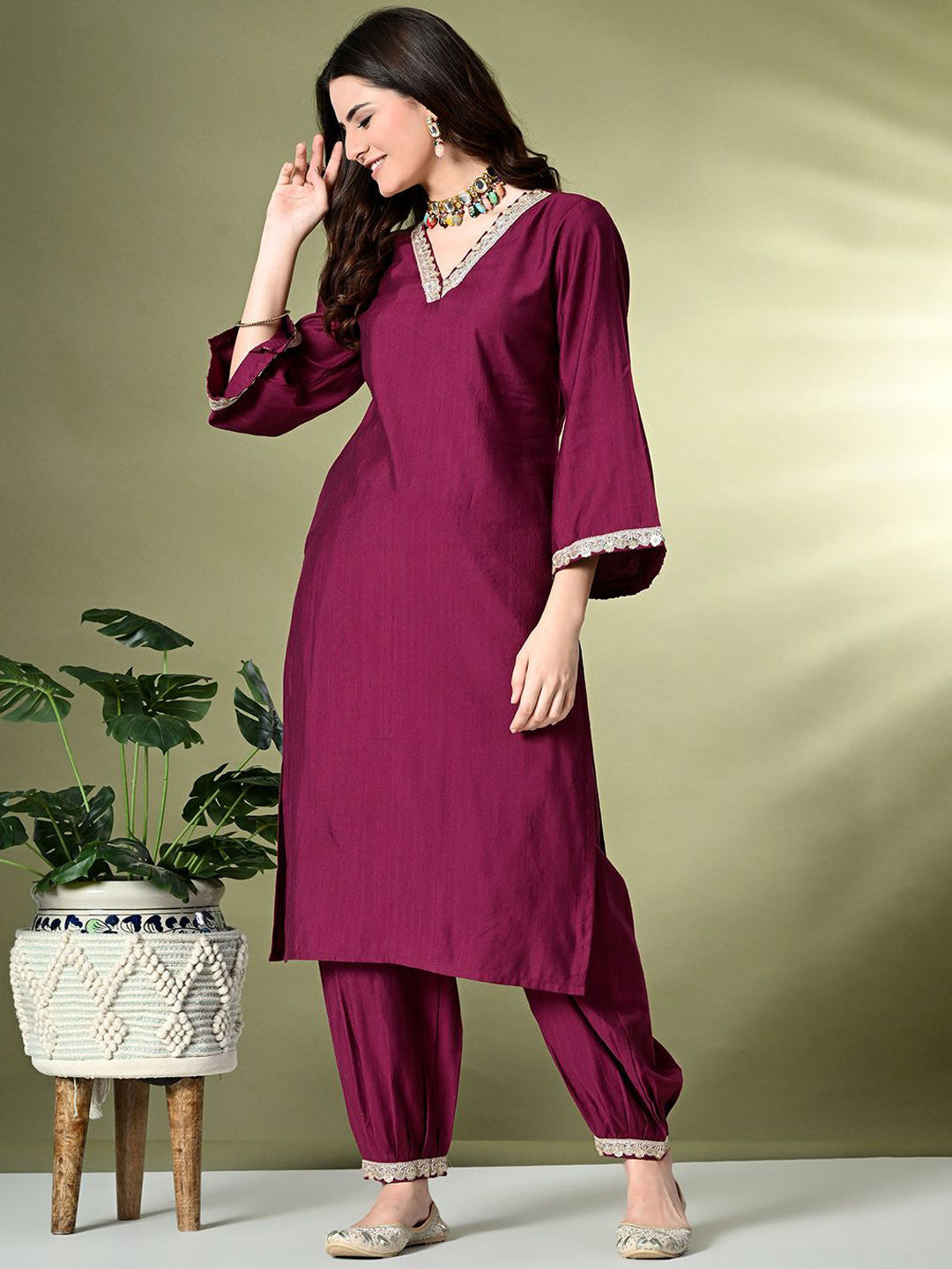 Embroidered Regular Thread Work Kurta with Salwar & With Dupatta
