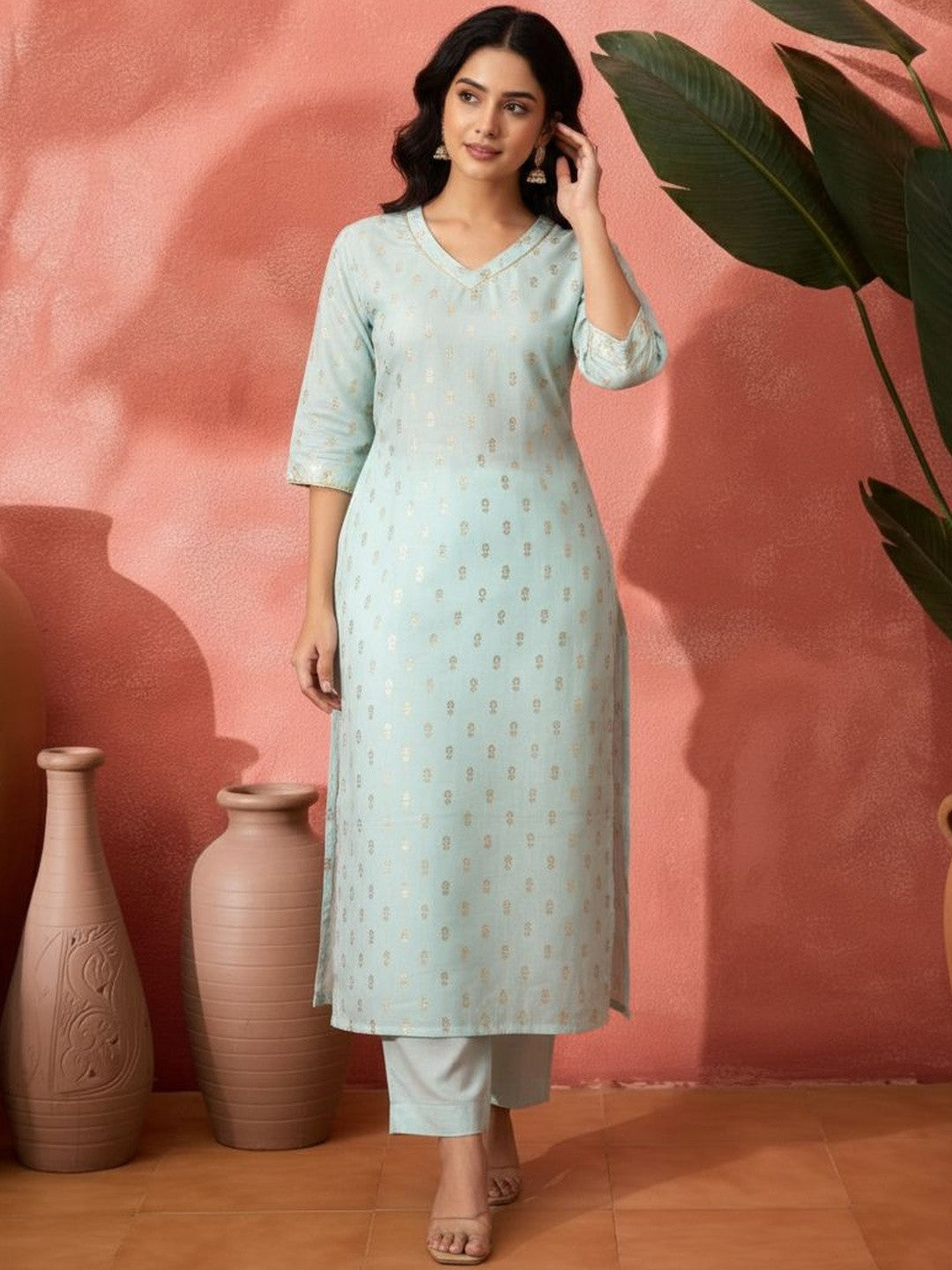Dhiyona SN Printed V-Neck Kurta & Trousers
