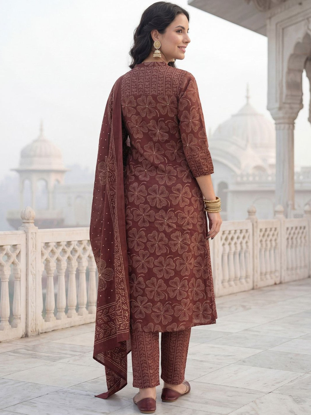 Women Floral Printed Panelled Beads and Stones Pure Cotton Kurta with Trousers & With Dupatta