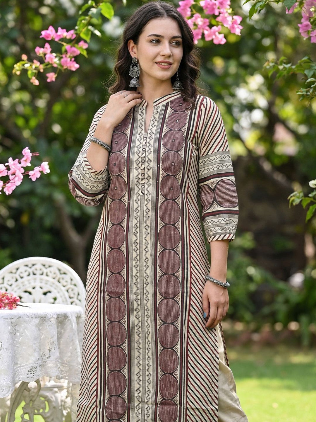 Women Printed Regular Mirror Work Pure Cotton Kurta with Trousers