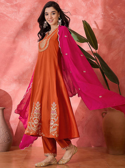 Women Floral Embroidered Kurta with Trousers & Dupatta