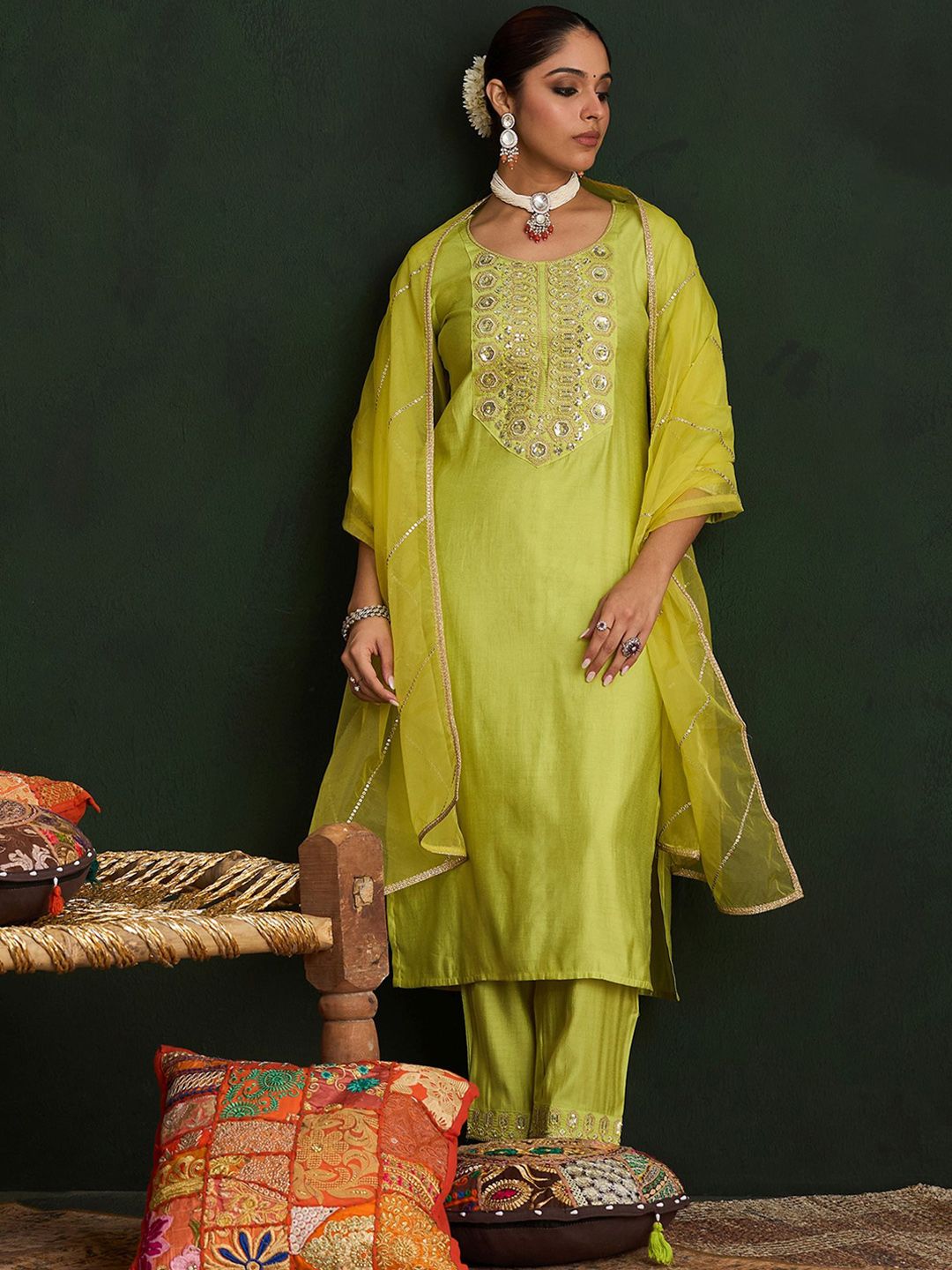 Dhiyona IE Women Embroidered Regular Liva Kurta with Trousers & With Dupatta