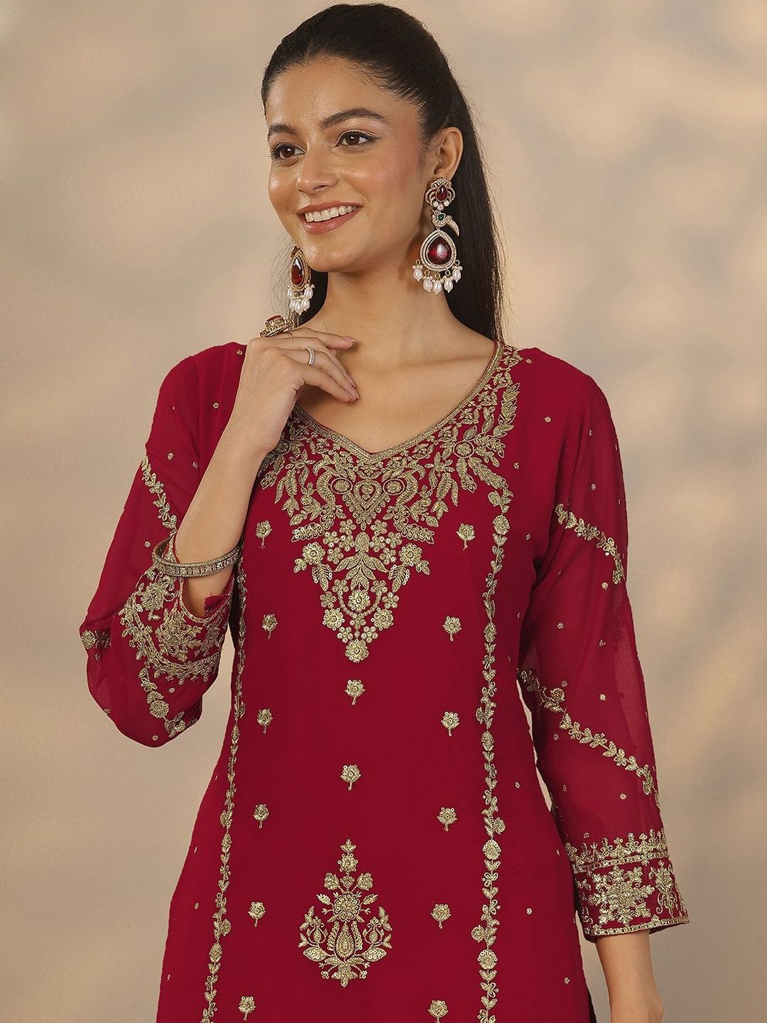 Dhiyona LL Women Ethnic Motifs Embroidered Regular Kurta with Sharara & With Dupatta