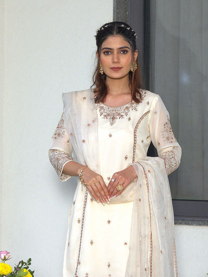 Dhiyona CH Georgette Embroidered Kurta Set With Sharara & Dupatta