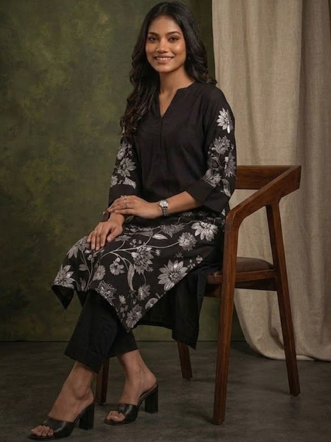 Printed Mandarin Collar Kurta & Trousers