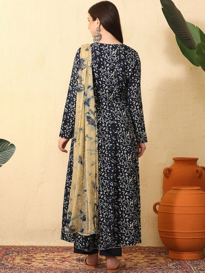 Women Ethnic Motifs Printed Angrakha Kurta with Trousers & With Dupatta