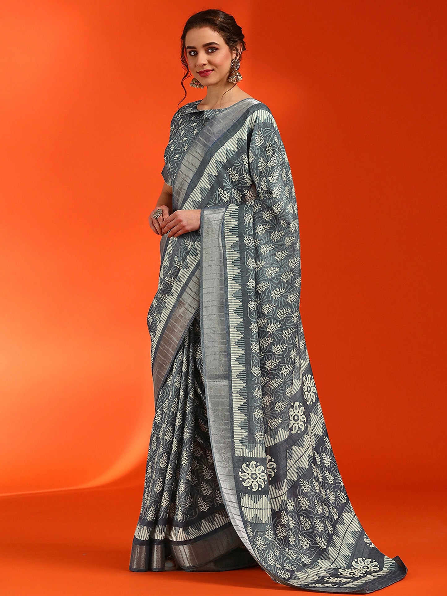 Women's Cotton Silk Grey Printed Designer Saree With Blouse Piece