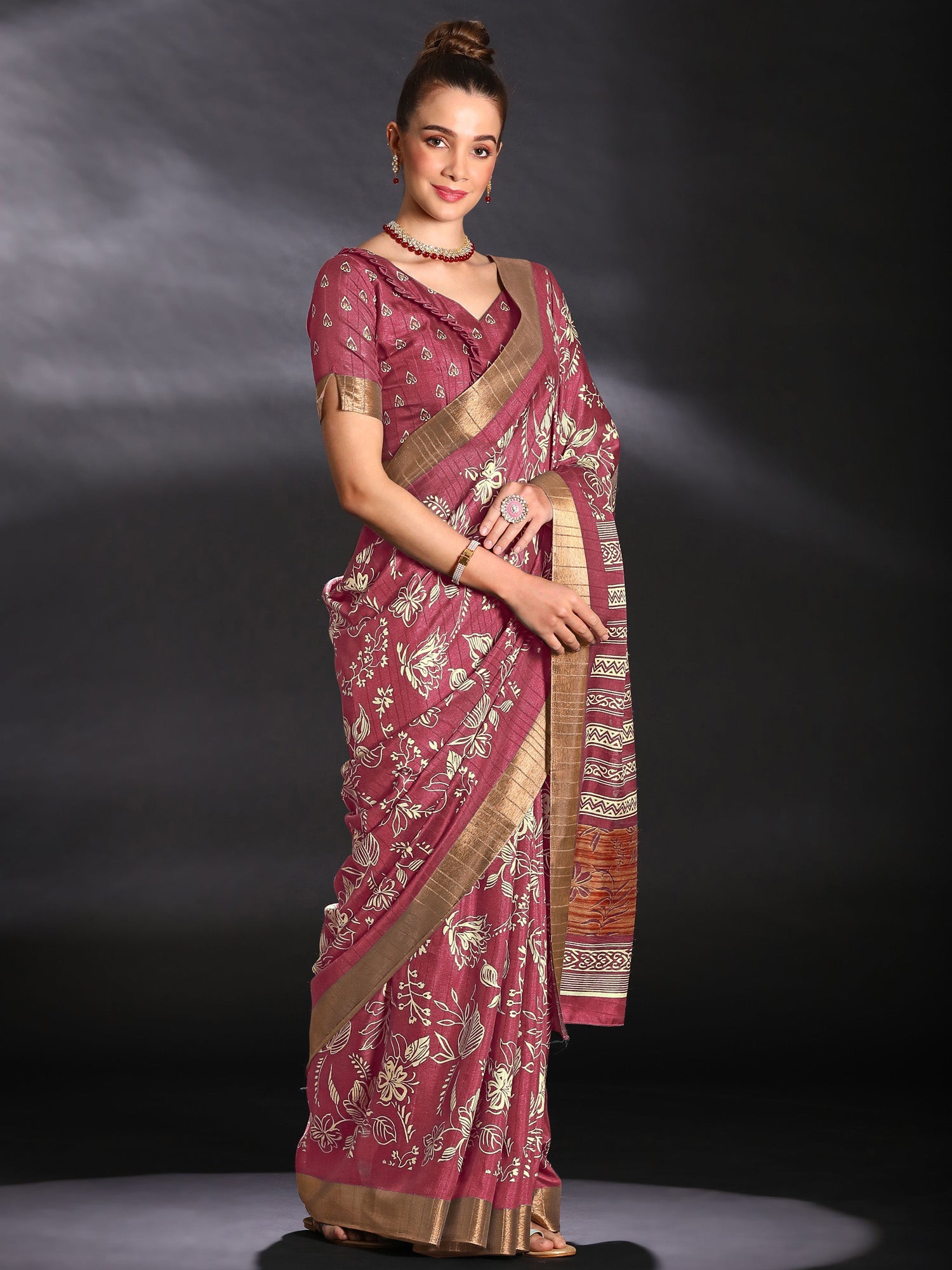 Women's Silk Blend Pink Printed Designer Saree With Blouse Piece