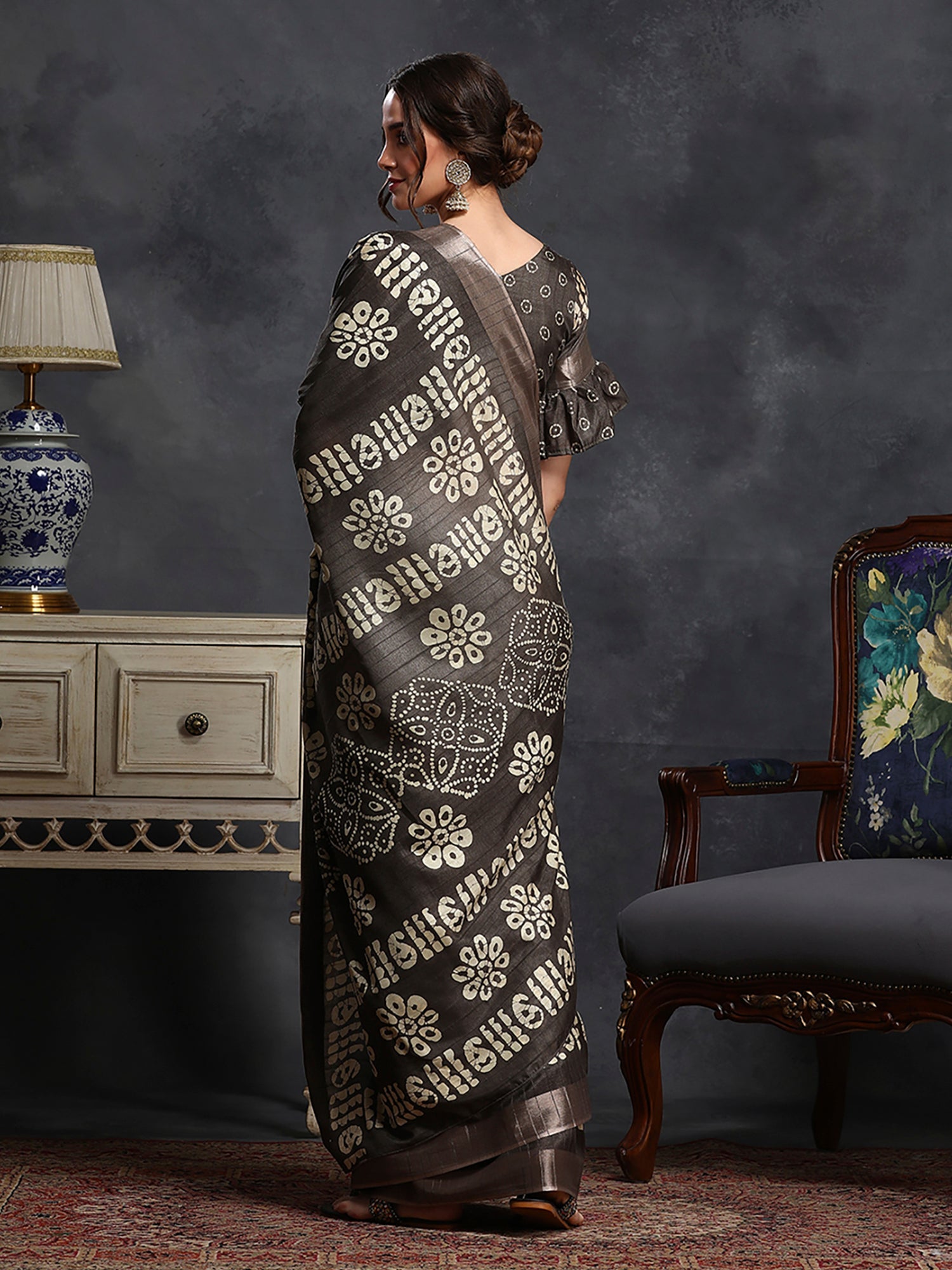 Women's Silk Blend Coffee Brown Printed Designer Saree With Blouse Piece