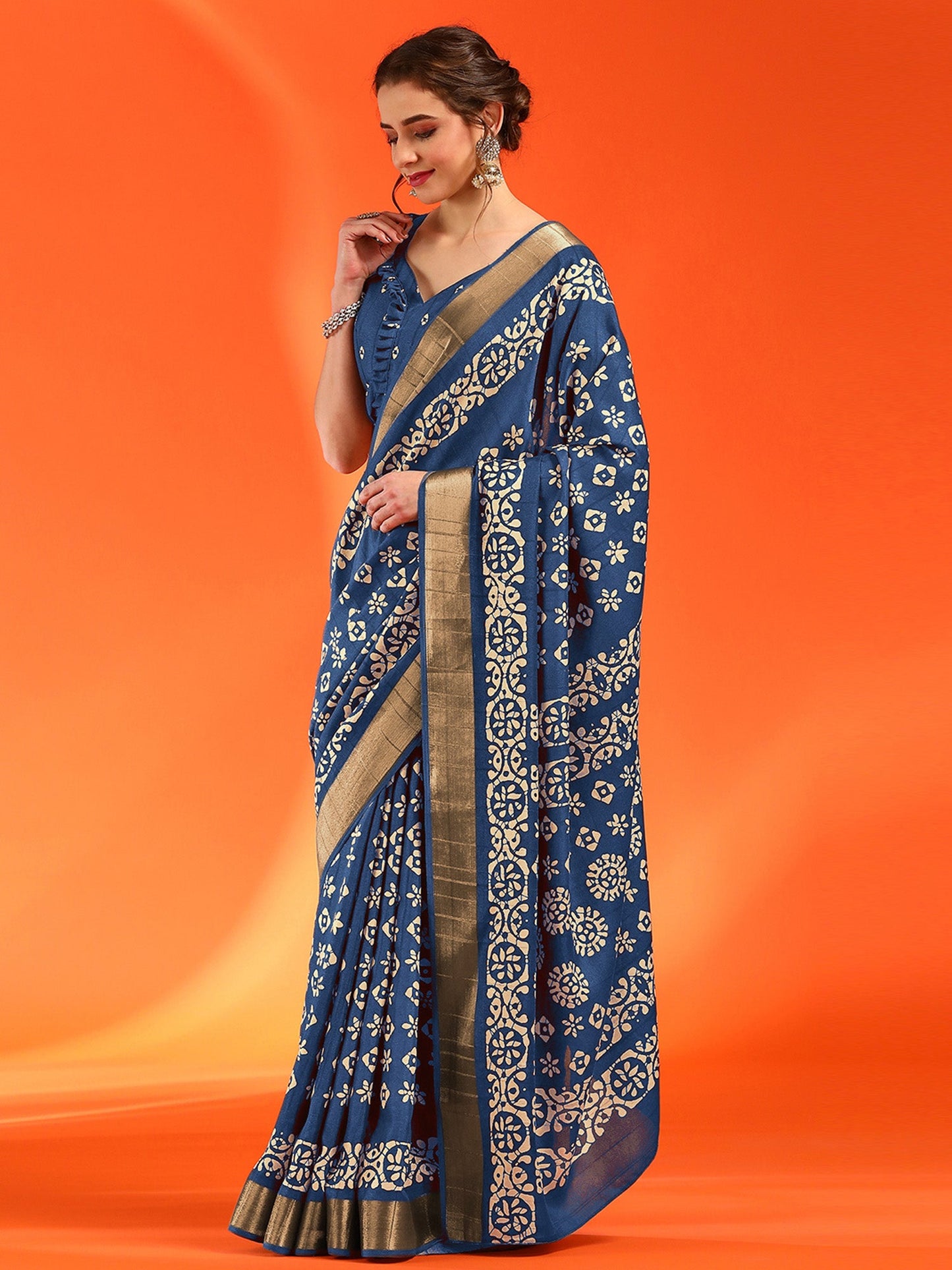 Women's Silk Blend Blue Printed Designer Saree With Blouse Piece