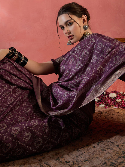 Women's Silk Blend Magenta Printed Designer Saree With Blouse Piece