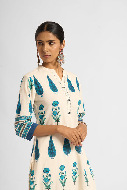 Laiqa Kurta Set
