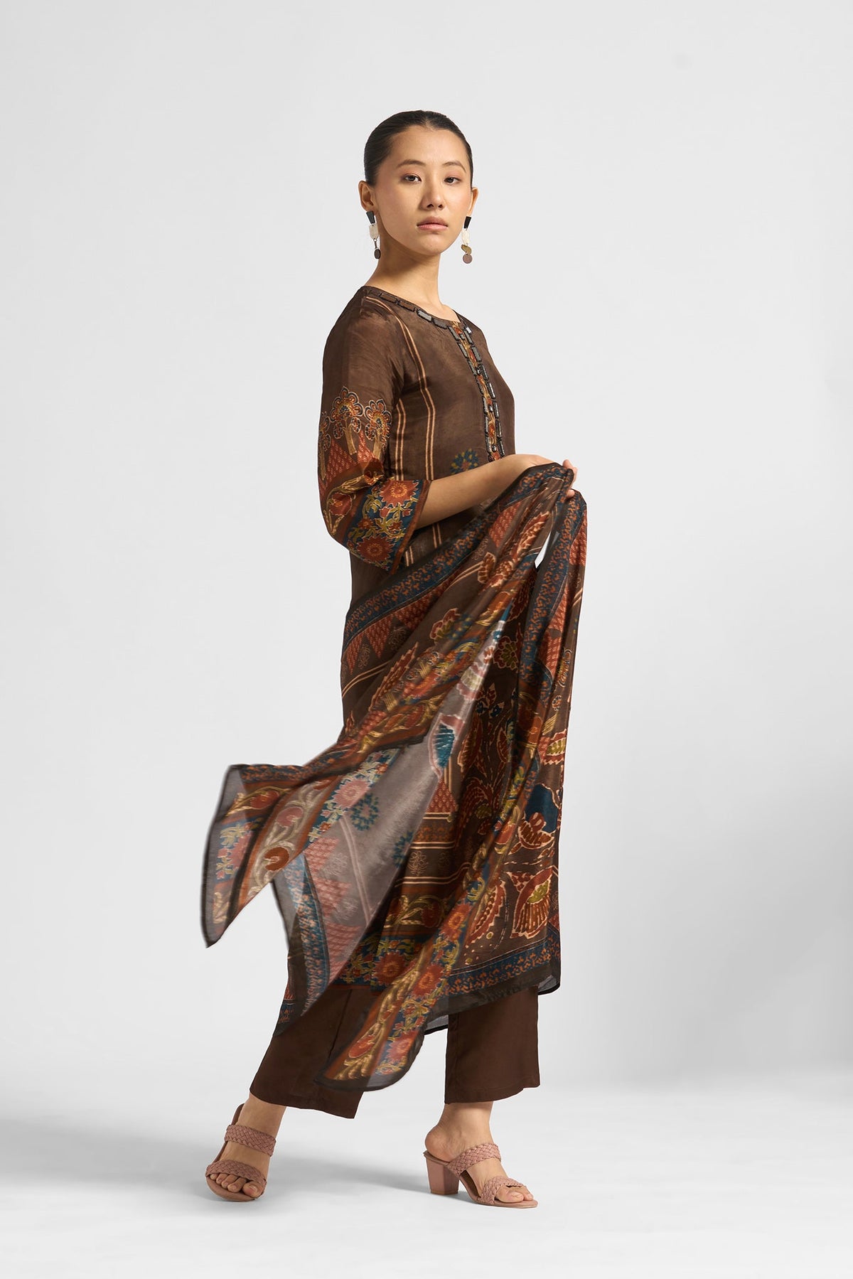 Ruzain Kurta Set