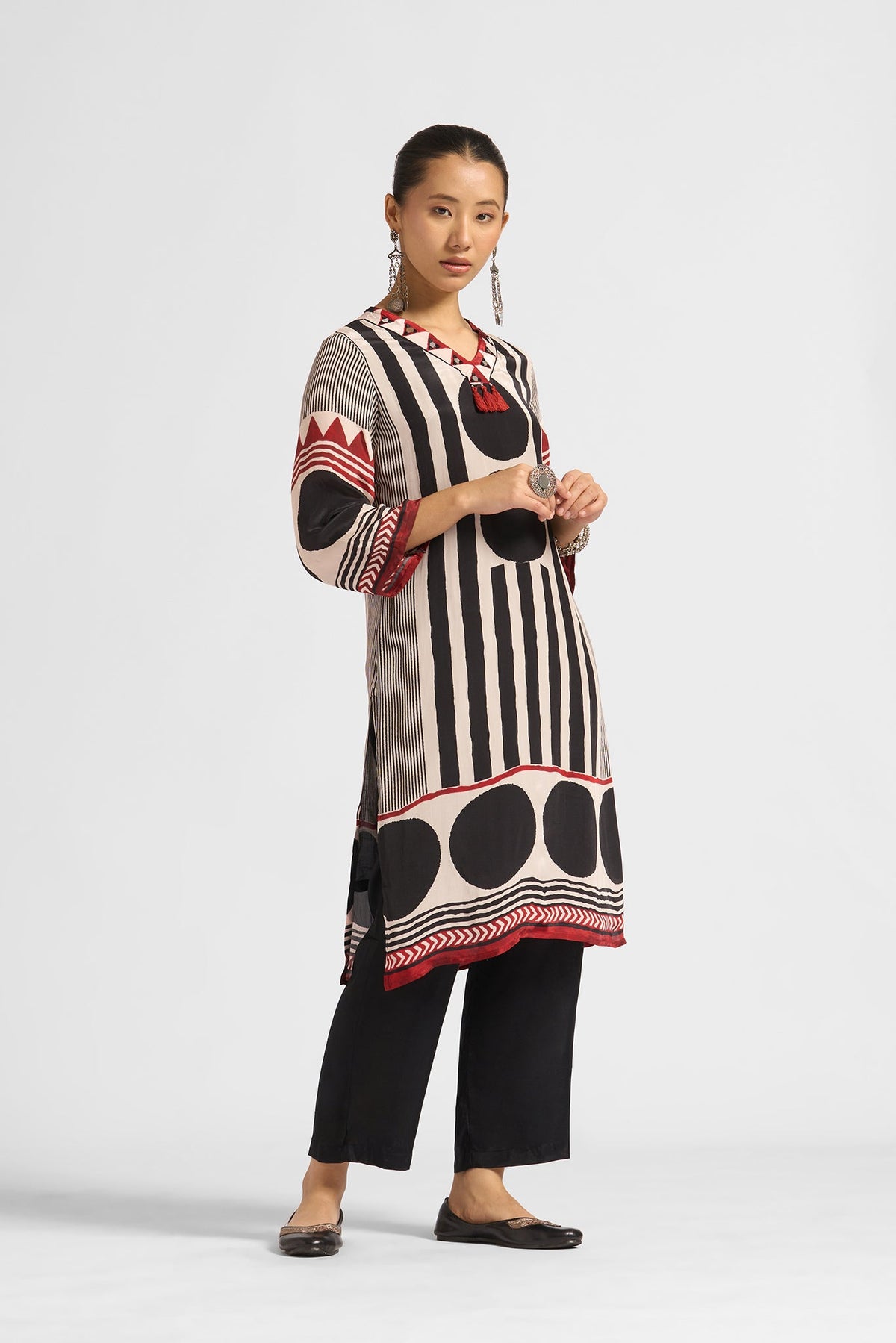 Yareen Kurta Set