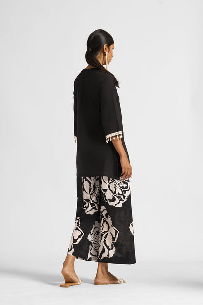 Zareena Kurta Set
