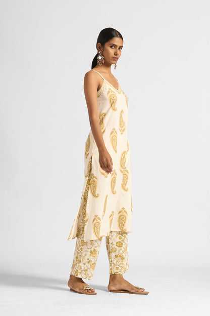 Nashwa Kurta Set