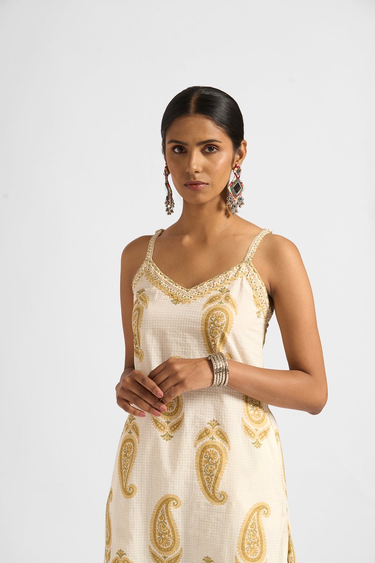 Nashwa Kurta Set