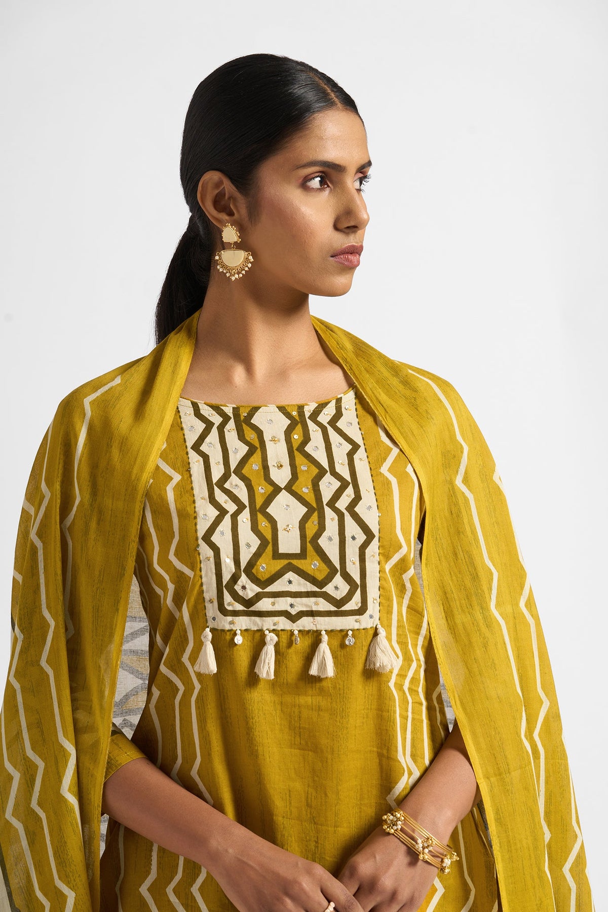 Awaiz Kurta Set