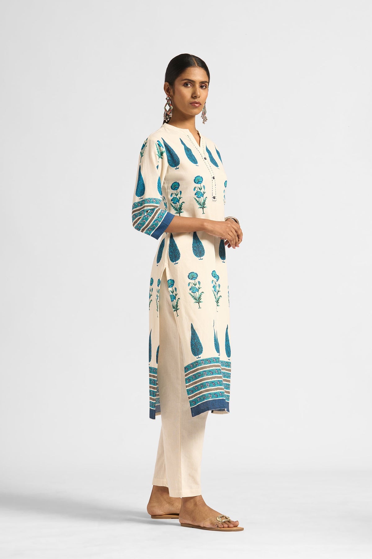 Laiqa Kurta Set